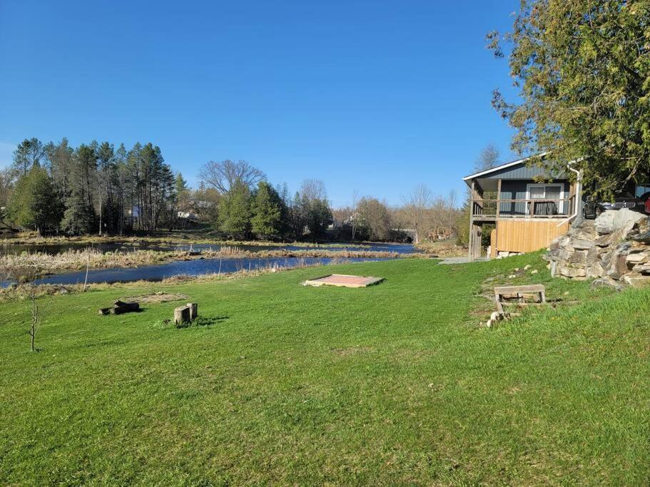 Marshmallow Home Gilmour Exterior photo